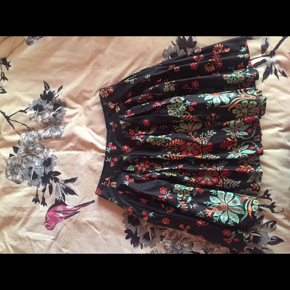 ✳️French Connection Skirt